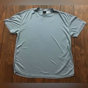 Nike short sleeve shirt Mens size XL